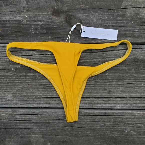 byCassandre Thong/Bikini bottom - Picture 2 of 9